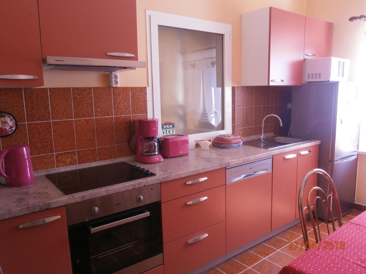 Family Apartment Tonko With King'S Bed 马图利 外观 照片