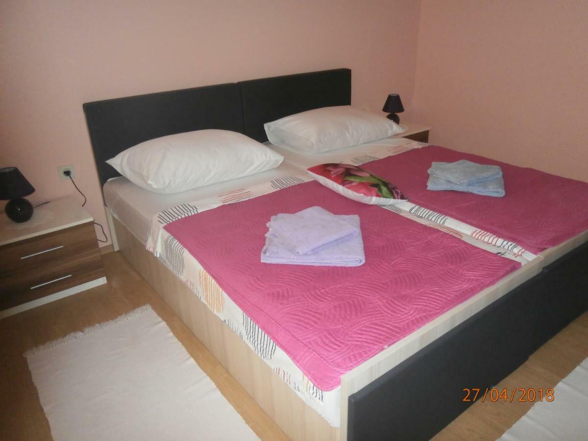 Family Apartment Tonko With King'S Bed 马图利 外观 照片